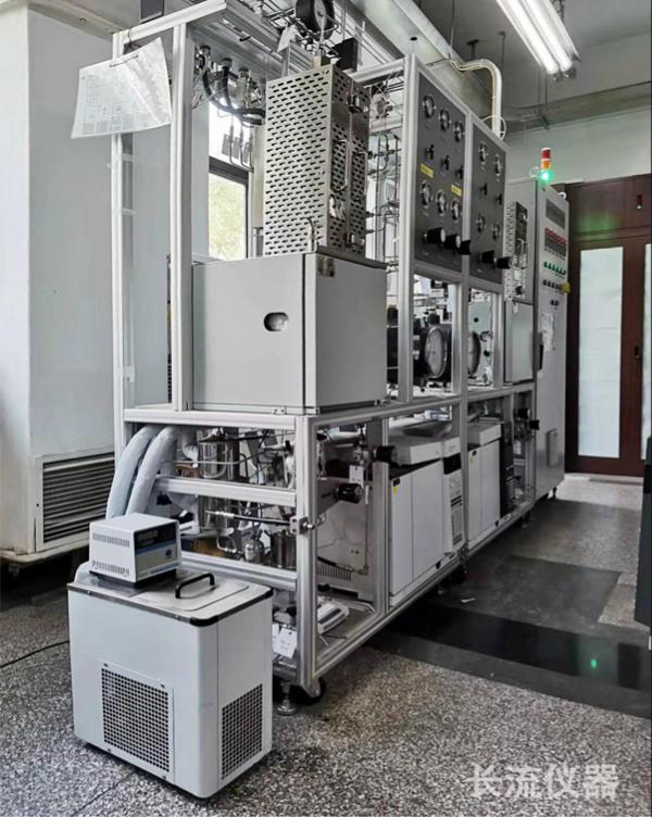 恒溫循環(huán)水浴HX-105.jpg 恒溫循環(huán)水浴HX-105.jpg