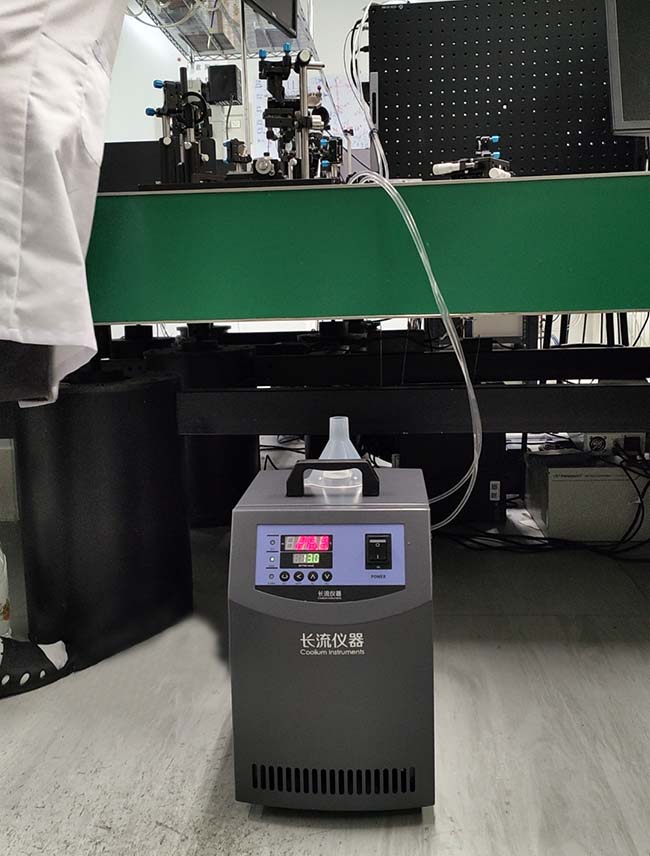 小型冷水機.jpg 小型冷水機.jpg