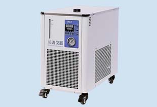 高低溫冷水機(jī)：工業(yè)冷卻的多面手