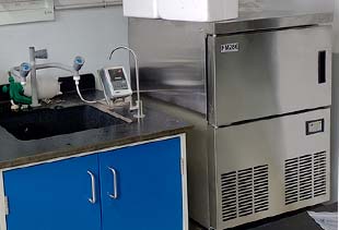 雪花制冰機(jī)在生物醫(yī)藥研究中的重要應(yīng)用